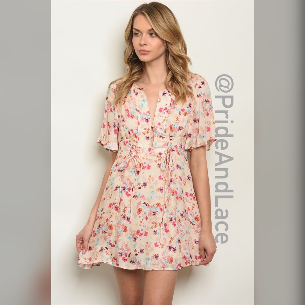 Peach Floral Dress 💕